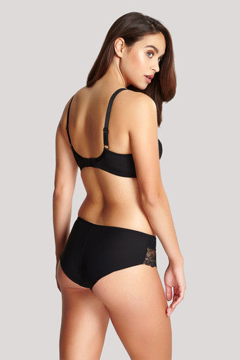 Ana Brief